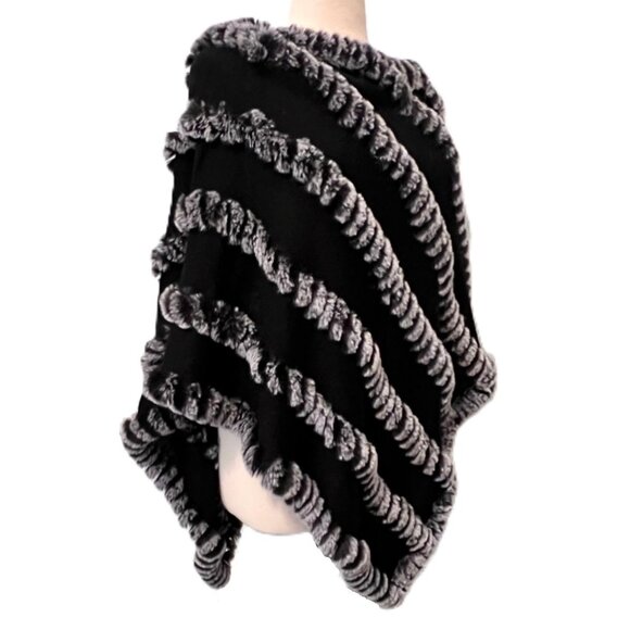 Donna Salyers Fabulous Furs Poncho Woman Black Faux Fur Luxury Lagenlook NWT - Picture 5 of 9